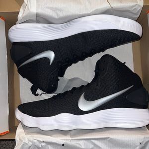 Hyper dunks promo size 16